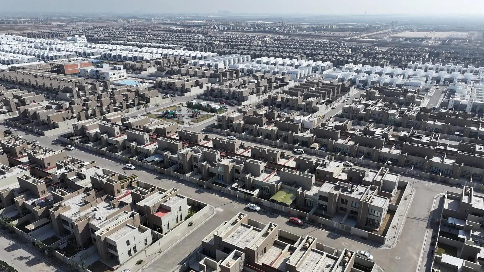 مدينة بدور بغداد السكنية — طريق مطار بغداد، بغداد